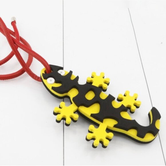 ❌❌𝑆𝑂𝐿𝐷❌❌Loewe Salamander Bag Charm - Picture 1 of 5